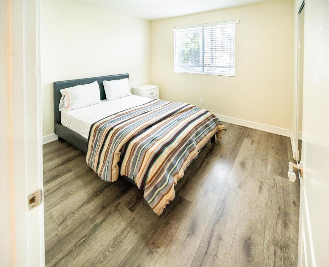 Large Condo Sleeps 10 Near Downtown Los Angeles Exterior foto