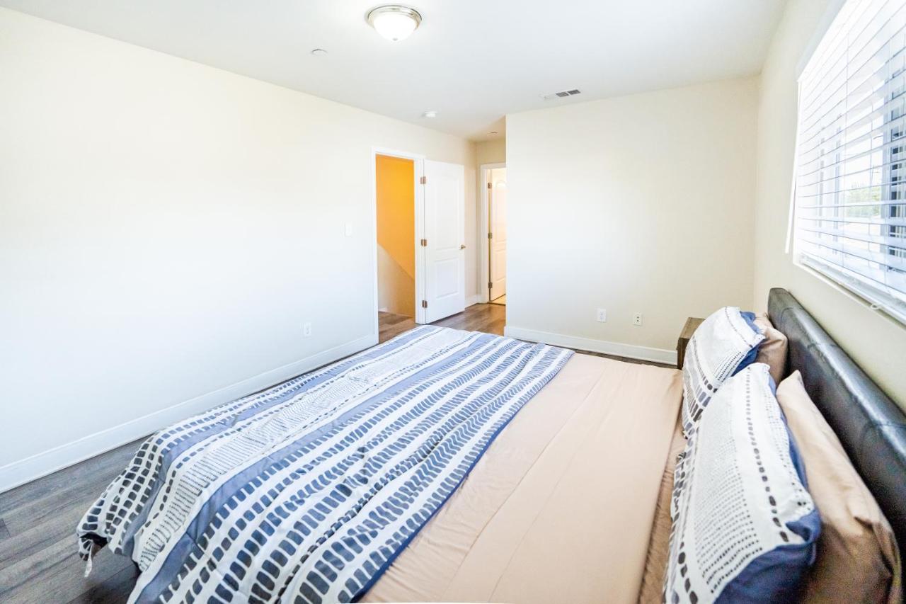 Large Condo Sleeps 10 Near Downtown Los Angeles Exterior foto